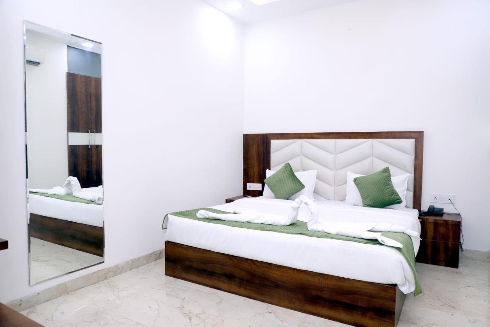 Hotel Ganga Palace - Agra Agra  Εξωτερικό φωτογραφία