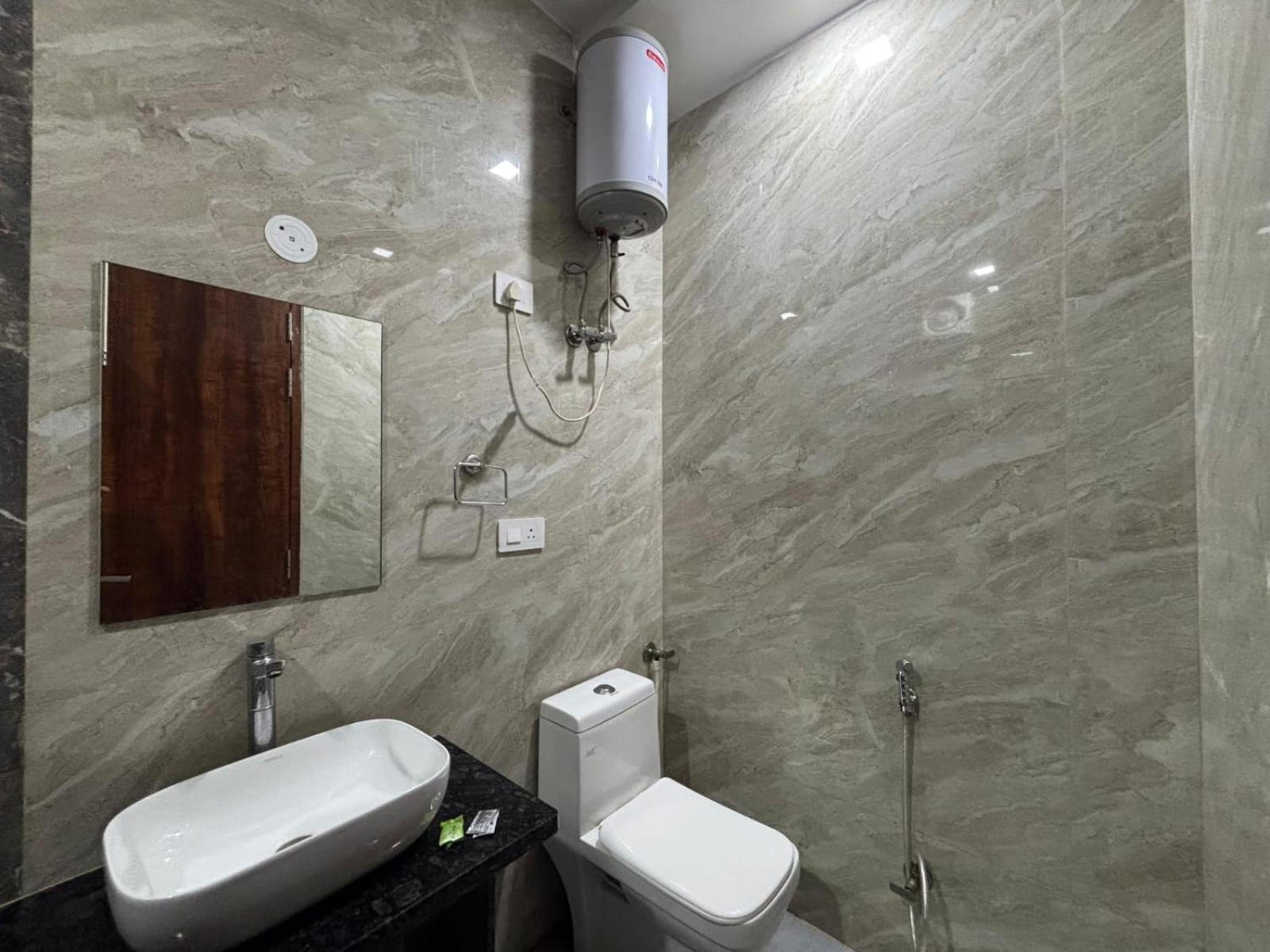 Hotel Ganga Palace - Agra Agra  Εξωτερικό φωτογραφία