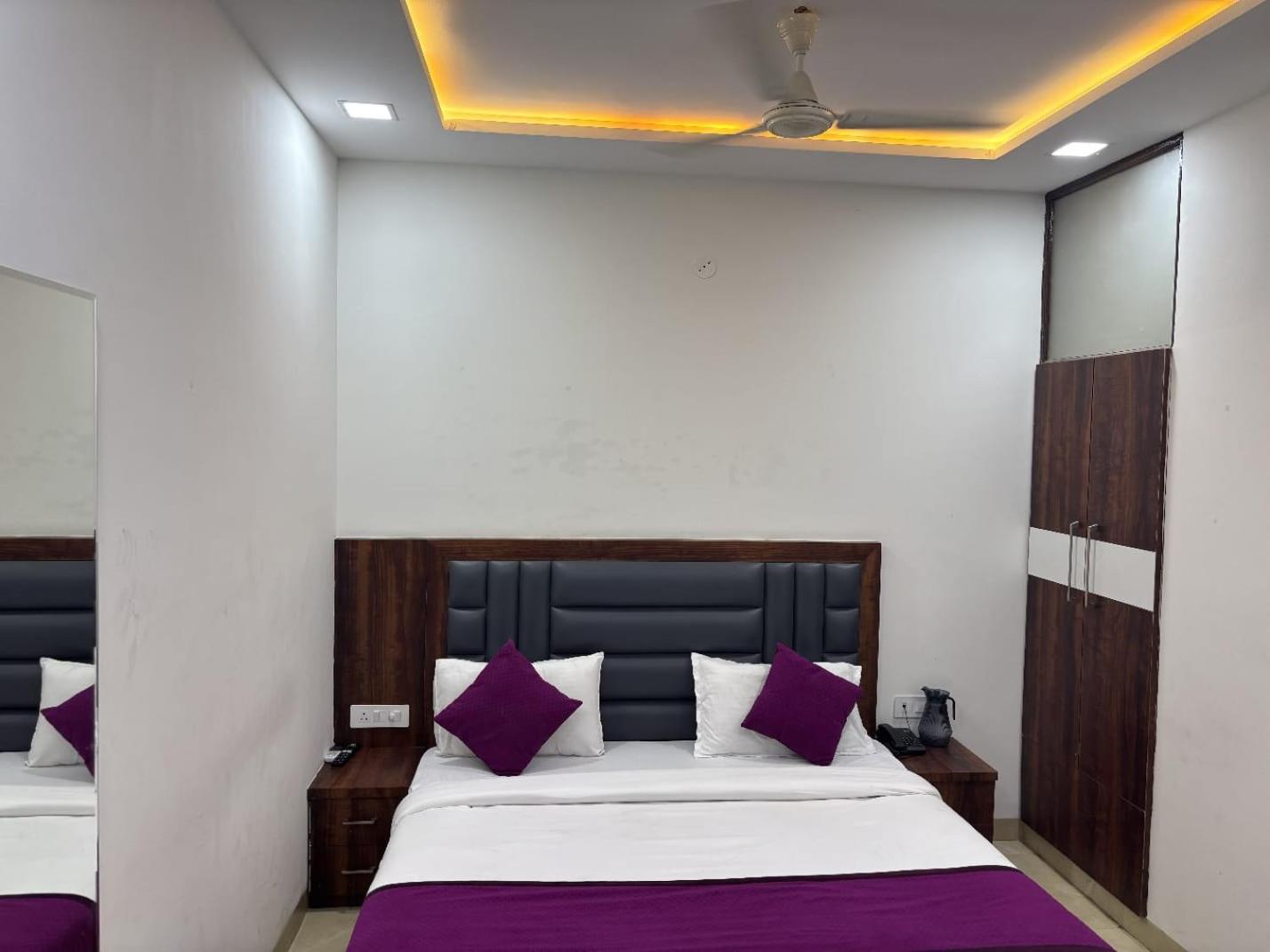 Hotel Ganga Palace - Agra Agra  Εξωτερικό φωτογραφία