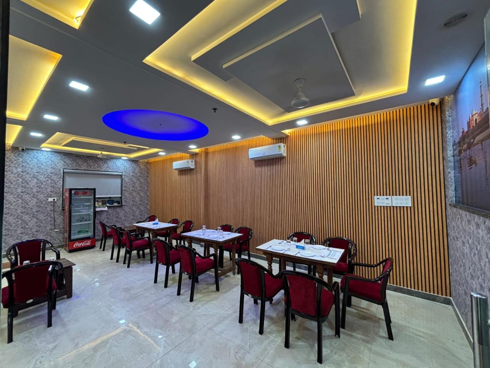 Hotel Ganga Palace - Agra Agra  Εξωτερικό φωτογραφία