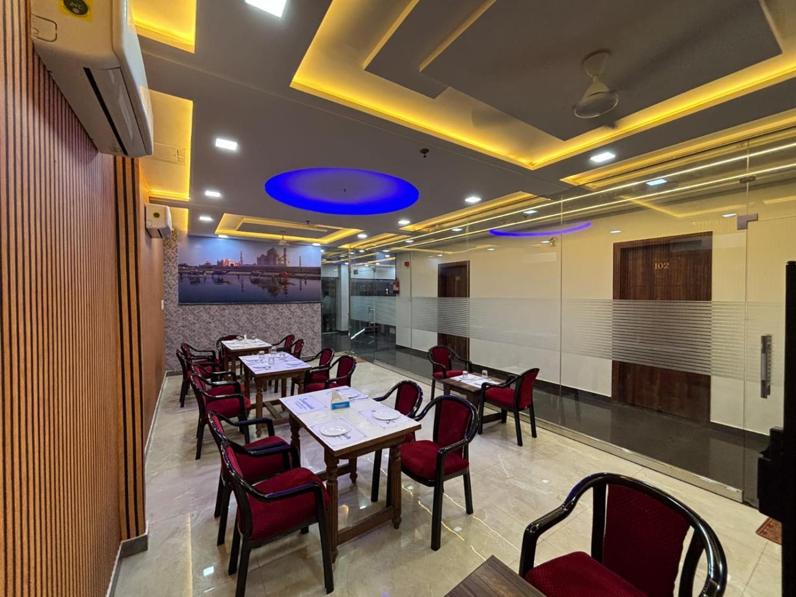 Hotel Ganga Palace - Agra Agra  Εξωτερικό φωτογραφία