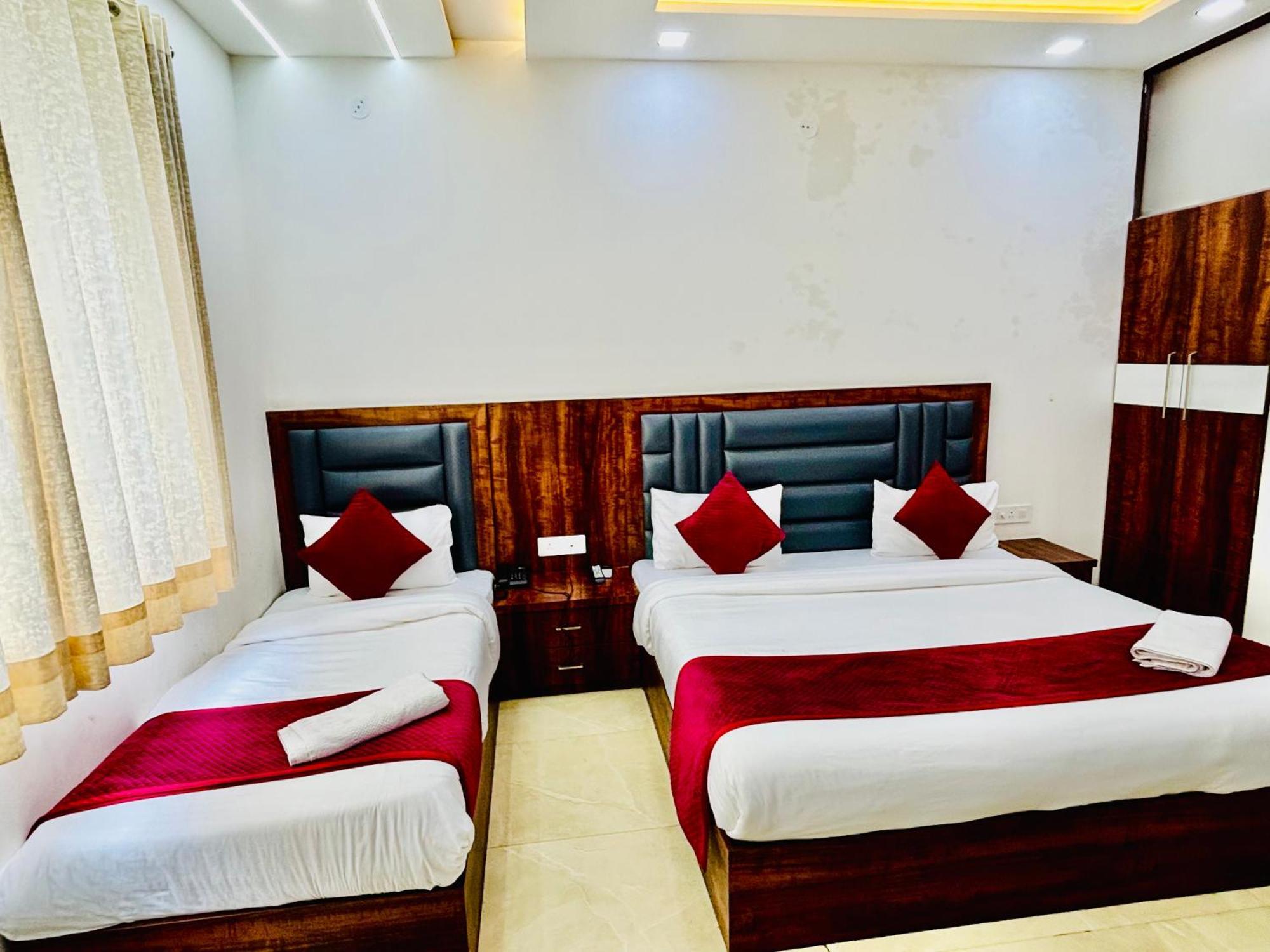 Hotel Ganga Palace - Agra Agra  Εξωτερικό φωτογραφία