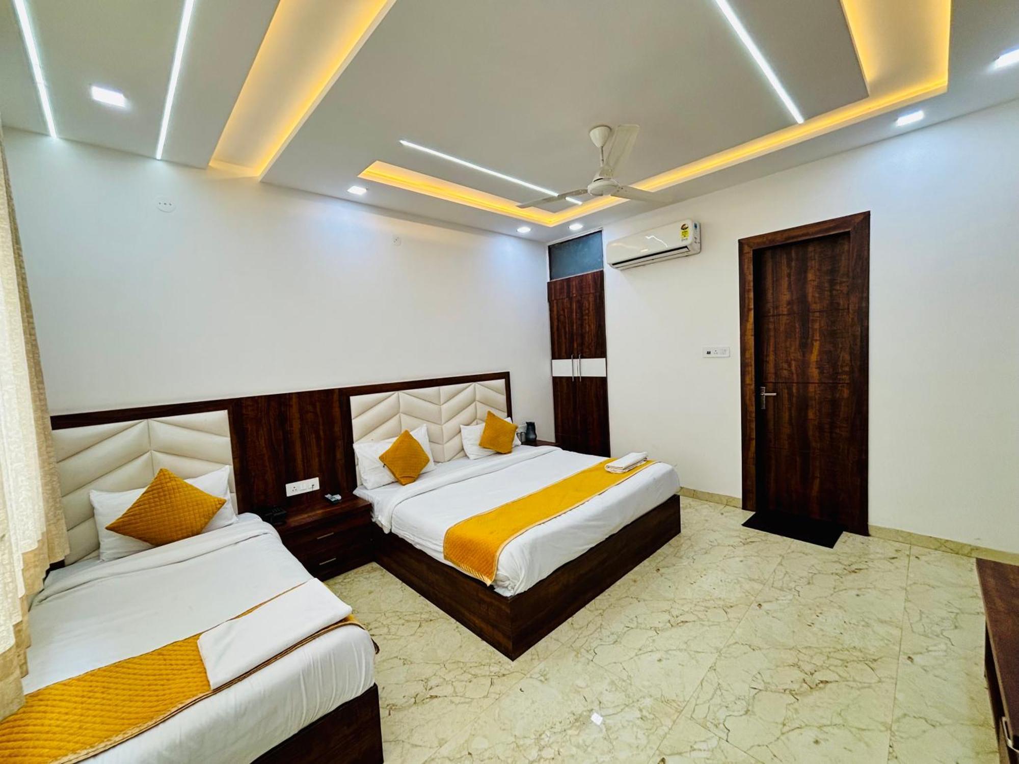 Hotel Ganga Palace - Agra Agra  Εξωτερικό φωτογραφία